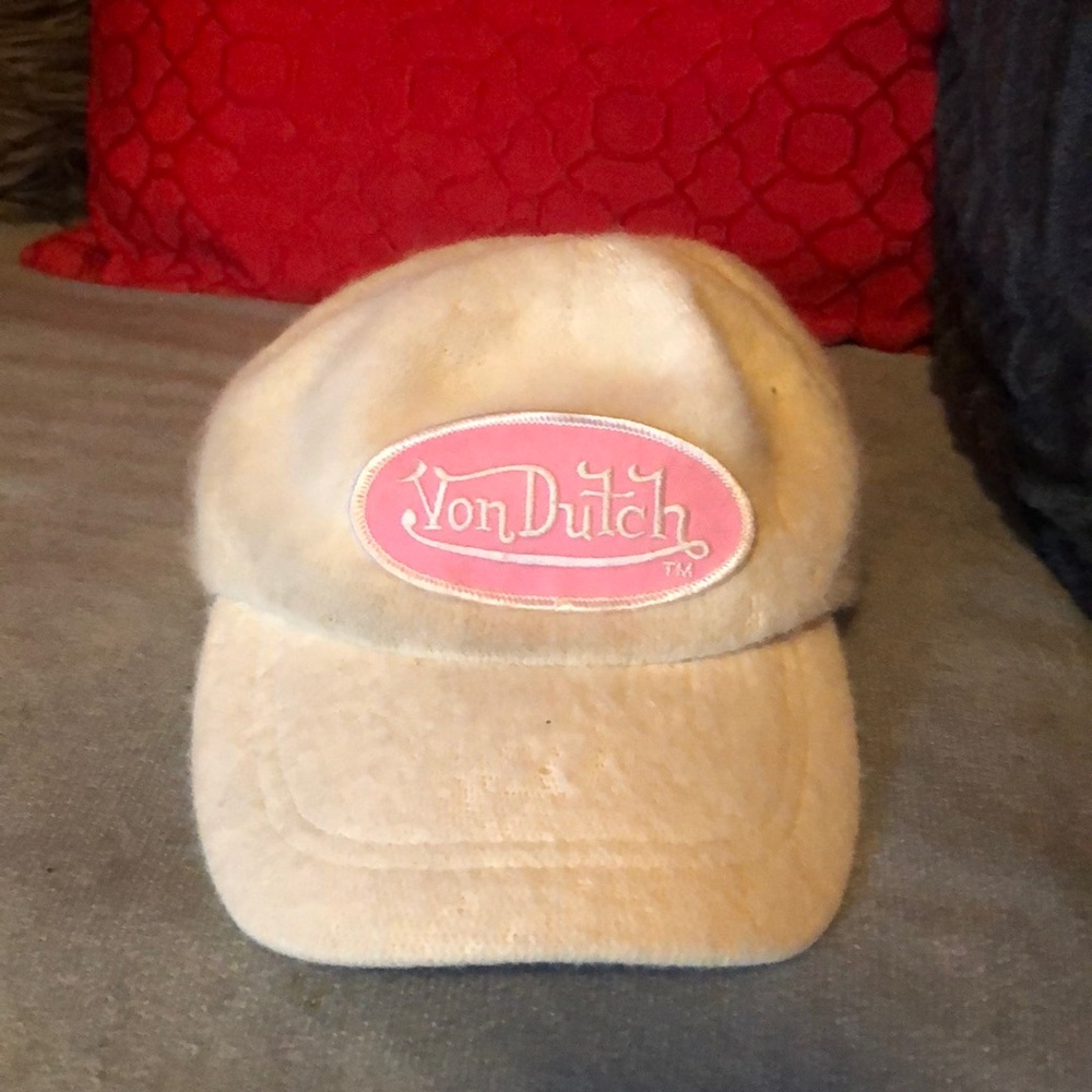 Von Dutch hat